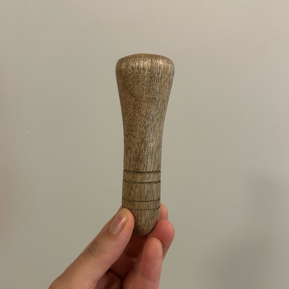 Wooden Mortar and Pestle-Decoration - Picture 2 of 3